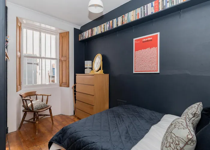 Beautiful & Bright 2Bd Flat - Haymarket